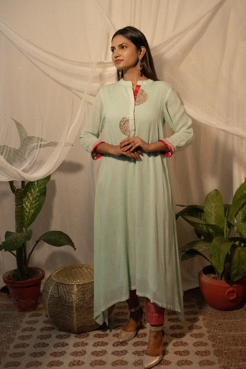 ASYMMETRICAL KURTA WITH PANTS