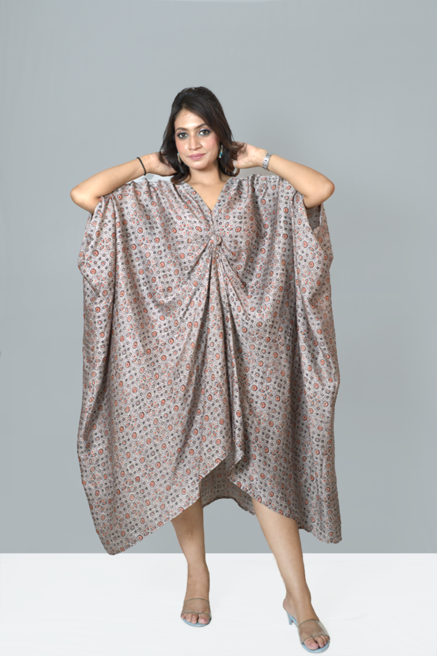 Grey Tucked Kaftan outfit