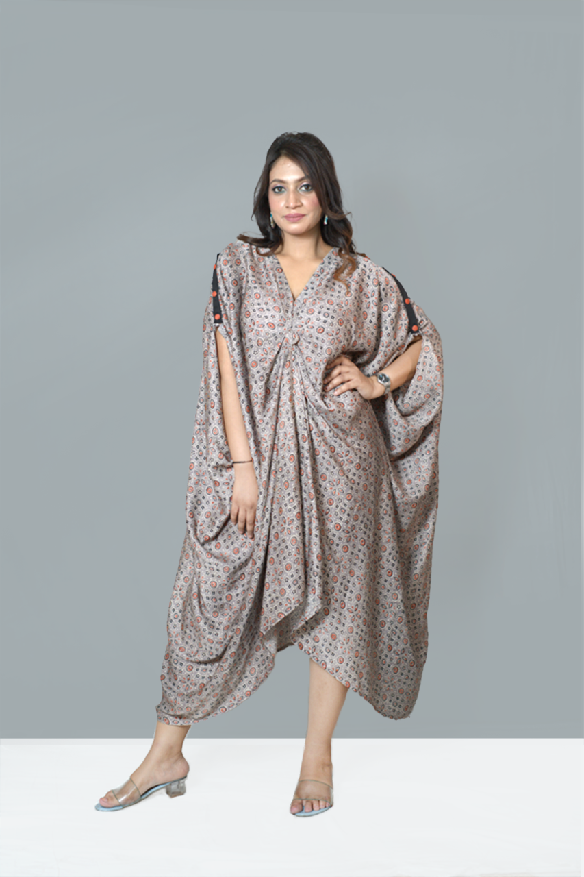 Grey Tucked Kaftan outfit